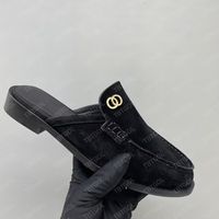 A5 suede